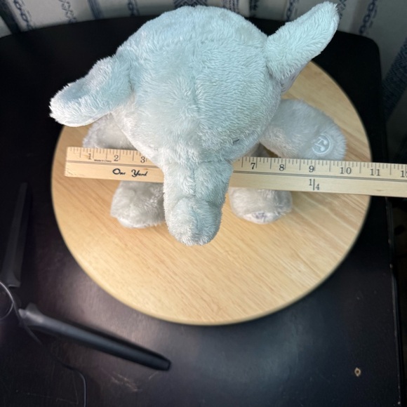 DreamGro Elephant Light & Lullaby Soother, a plush toy to help soothe babies - Picture 15 of 16